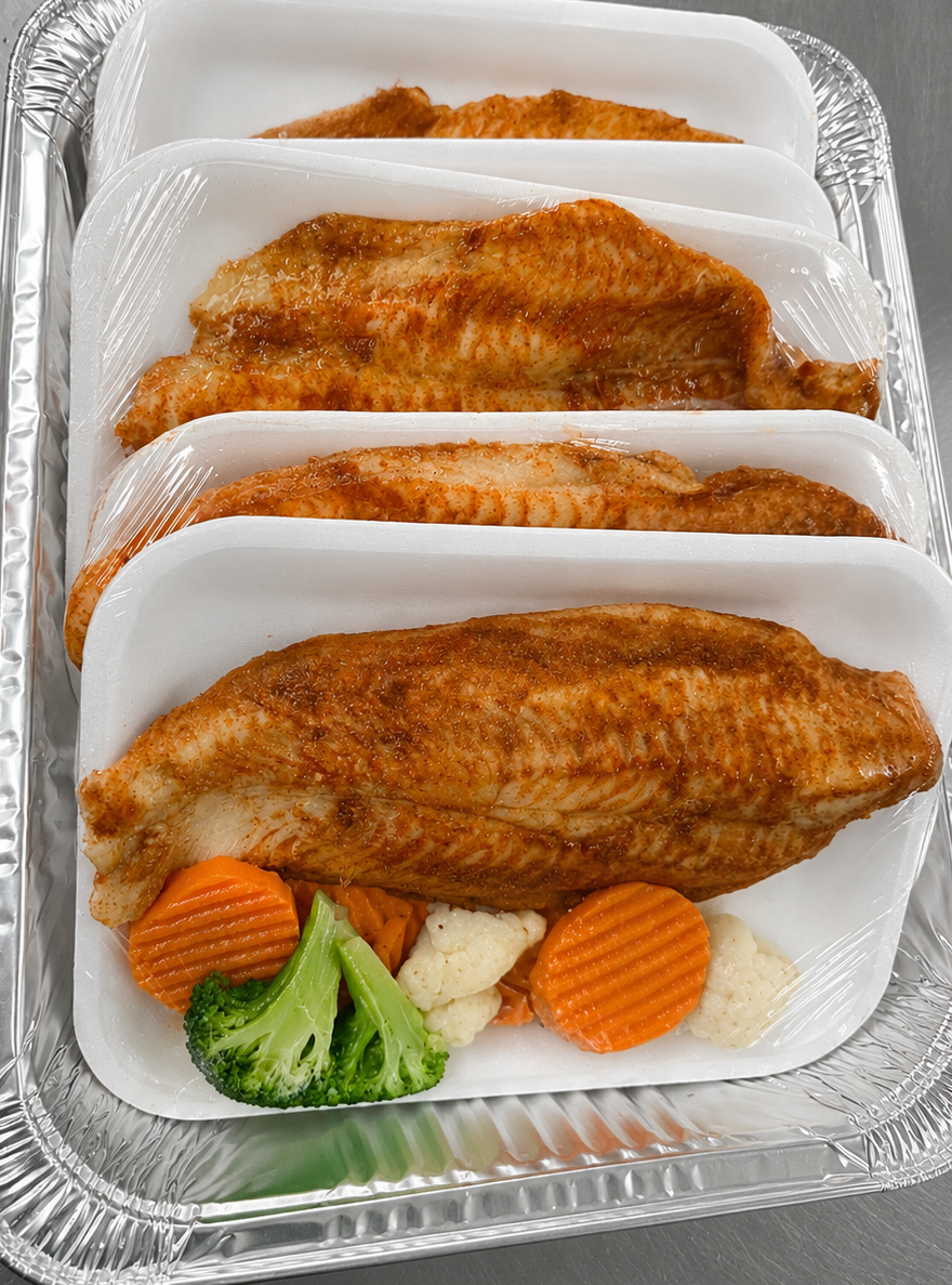 J) Filete de pescado a la plancha con vegetales X1/ Grill fish fillets with vegetables