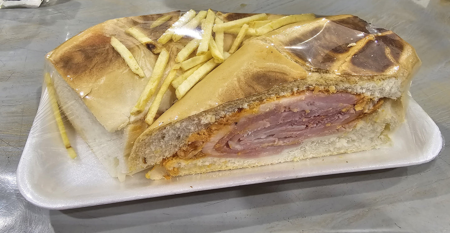 M) Sandwich Cubano