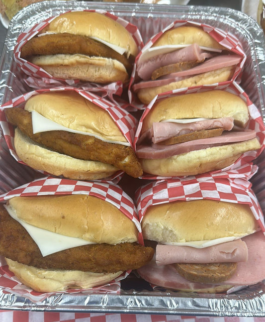 M) BANDEJA MIX HAMBURGUESA POLLO EMPANIZADO Y JAMON  Y QUESO X6