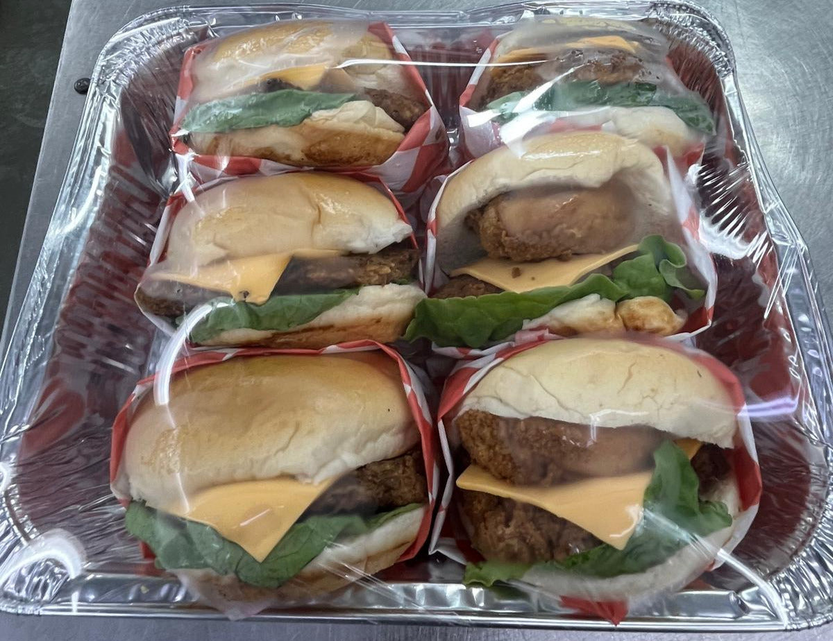 M) BANDEJA Pollo empanisado con queso X6/Breaded chicken with cheese X6