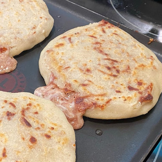 M) Pupusa
