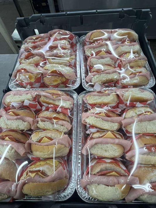 M) BANDEJA Sandwich salami con jamon y queso x12